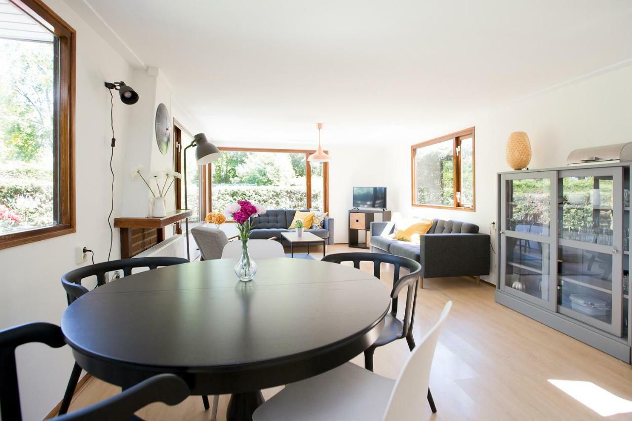 Relaxed Verblijf In Chalet Op De Veluwe Villa Putten Ngoại thất bức ảnh